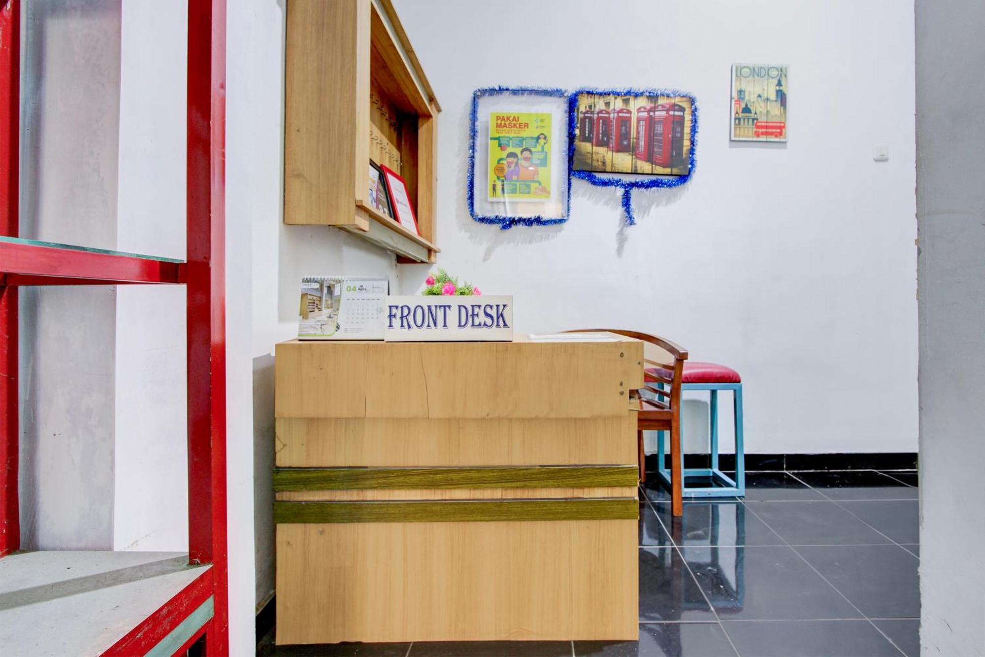 Reddoorz Near Gembira Loka Zoo 3 2*